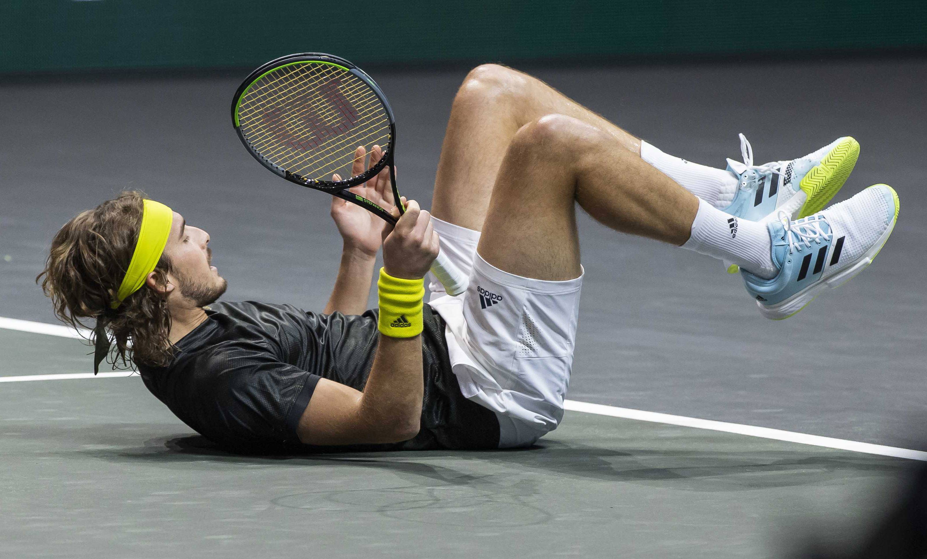 关于西班牙网球队碾压美国网球队，西西帕斯惊艳世界的信息