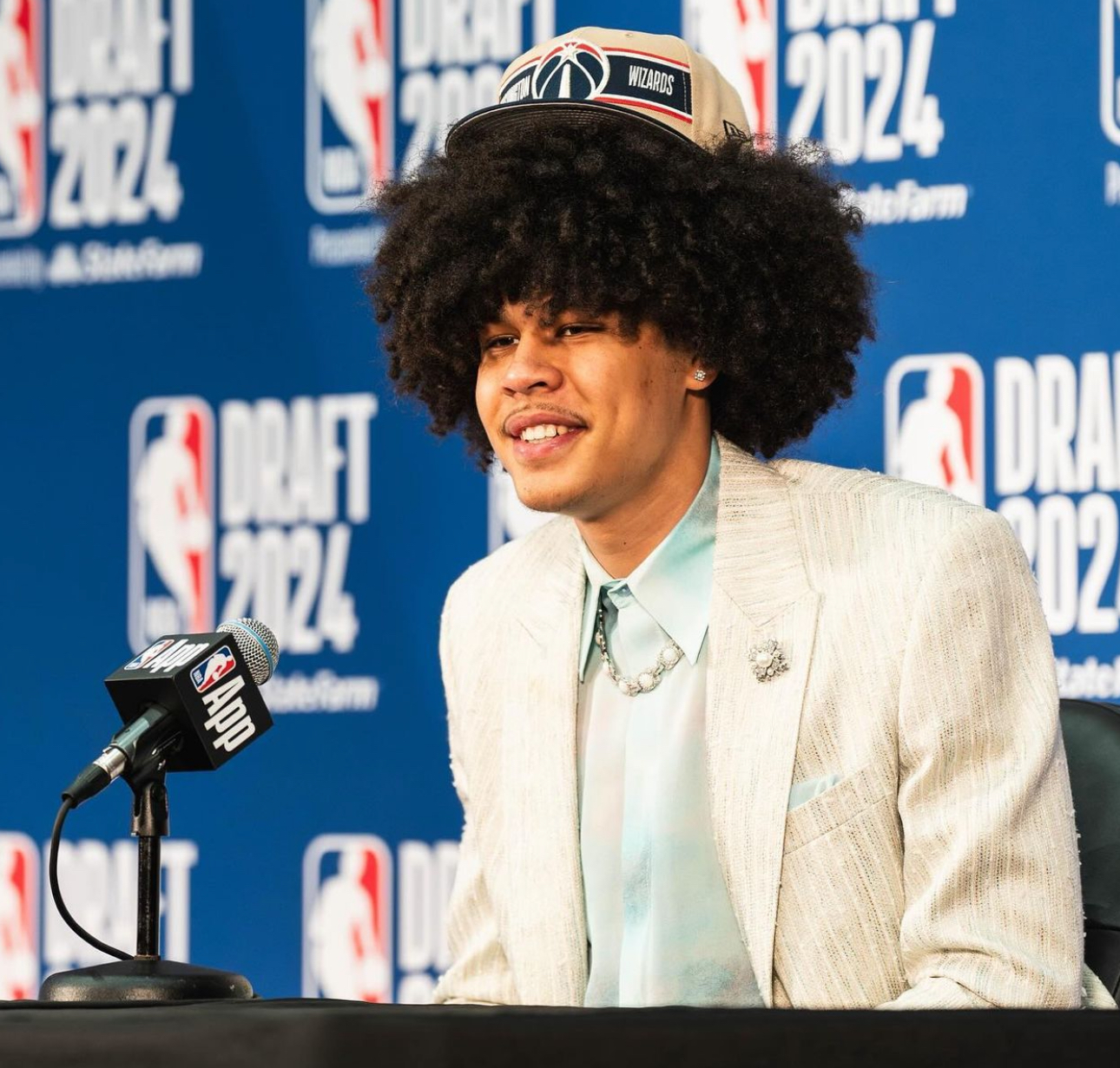 开云APP-包含雄鹿爆冷巴西男篮，乔治高光表现的词条