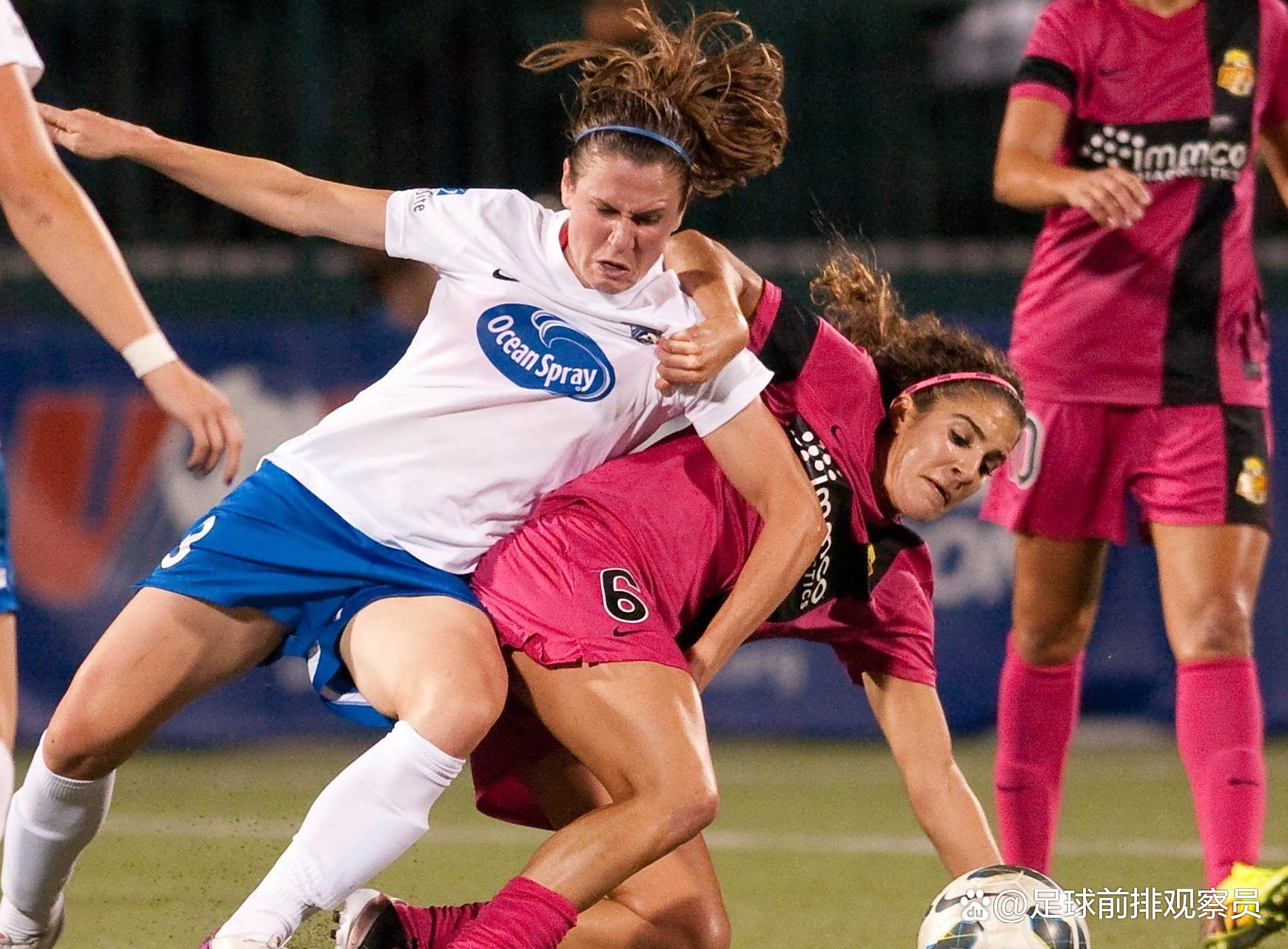 开云体育直播-波兰女足队员集体训练，备战国际邀请赛！