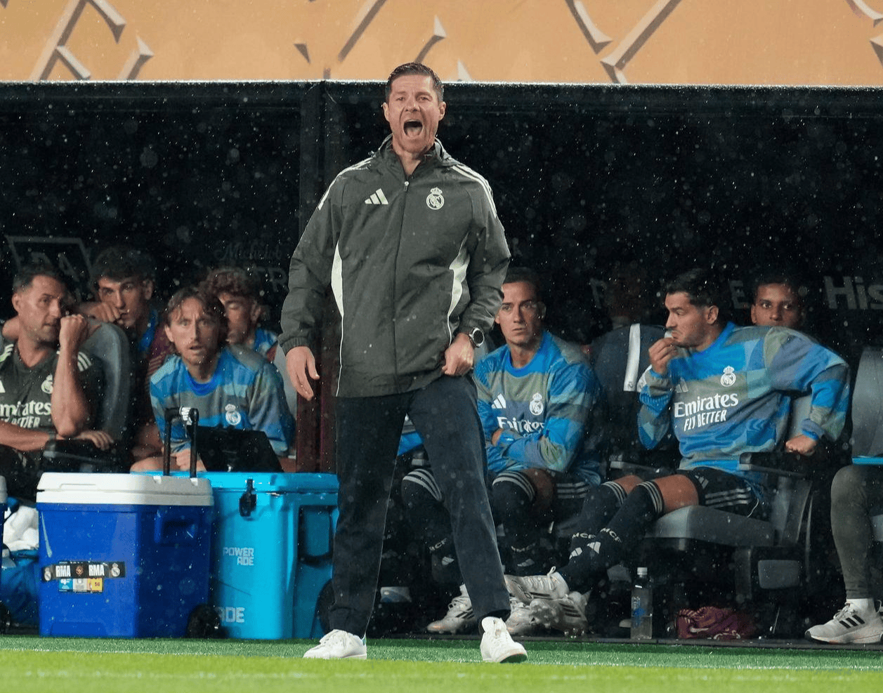 萨索洛主场表现失色，无缘上游的简单介绍