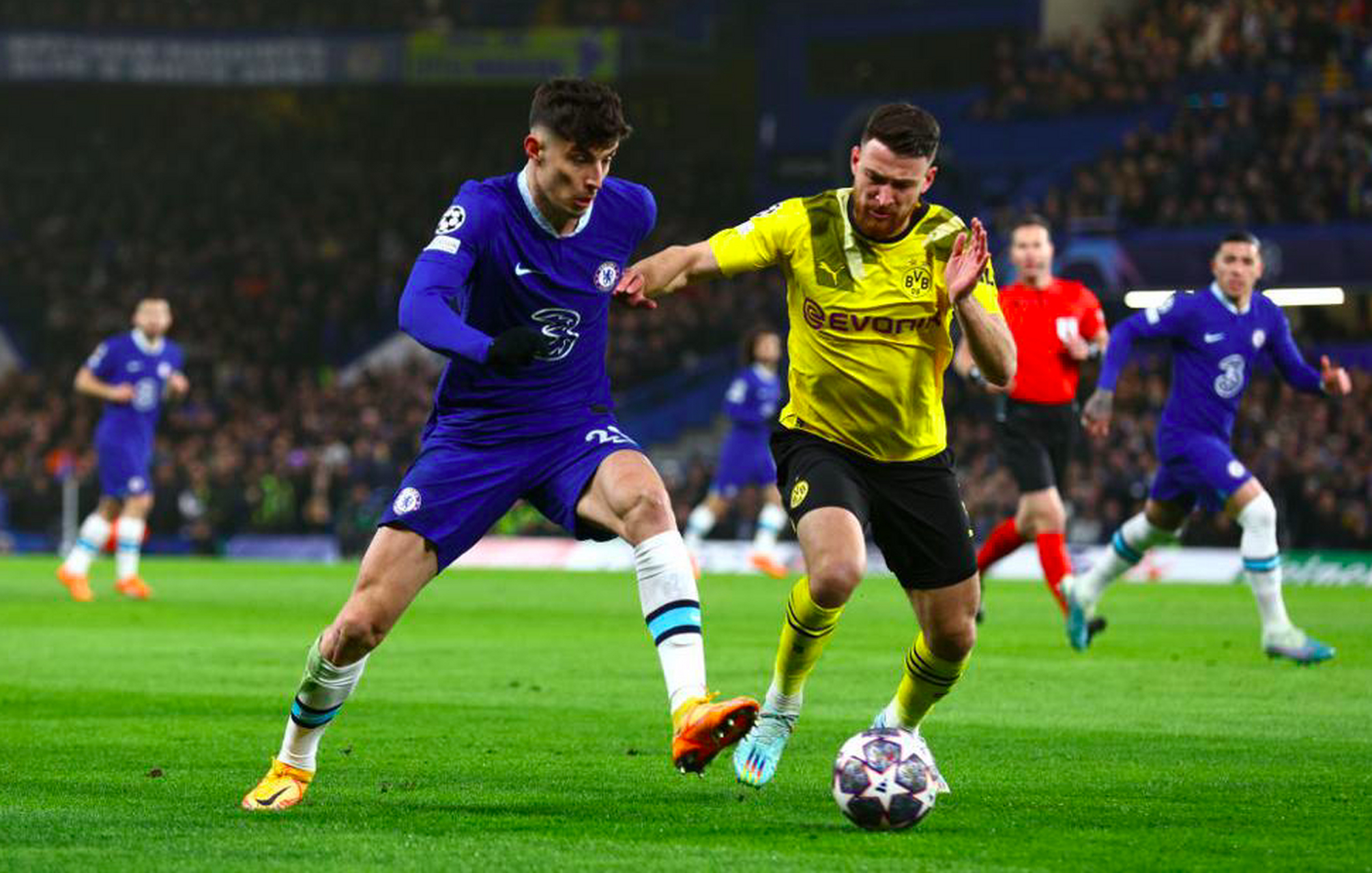 切尔西连扳三球，成功逆转晋级欧冠八强！