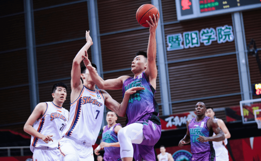 关于战术调整收效领先对手,球队掌控胜局的信息 关于战术调整收效领先对手,球队掌控胜局的信息