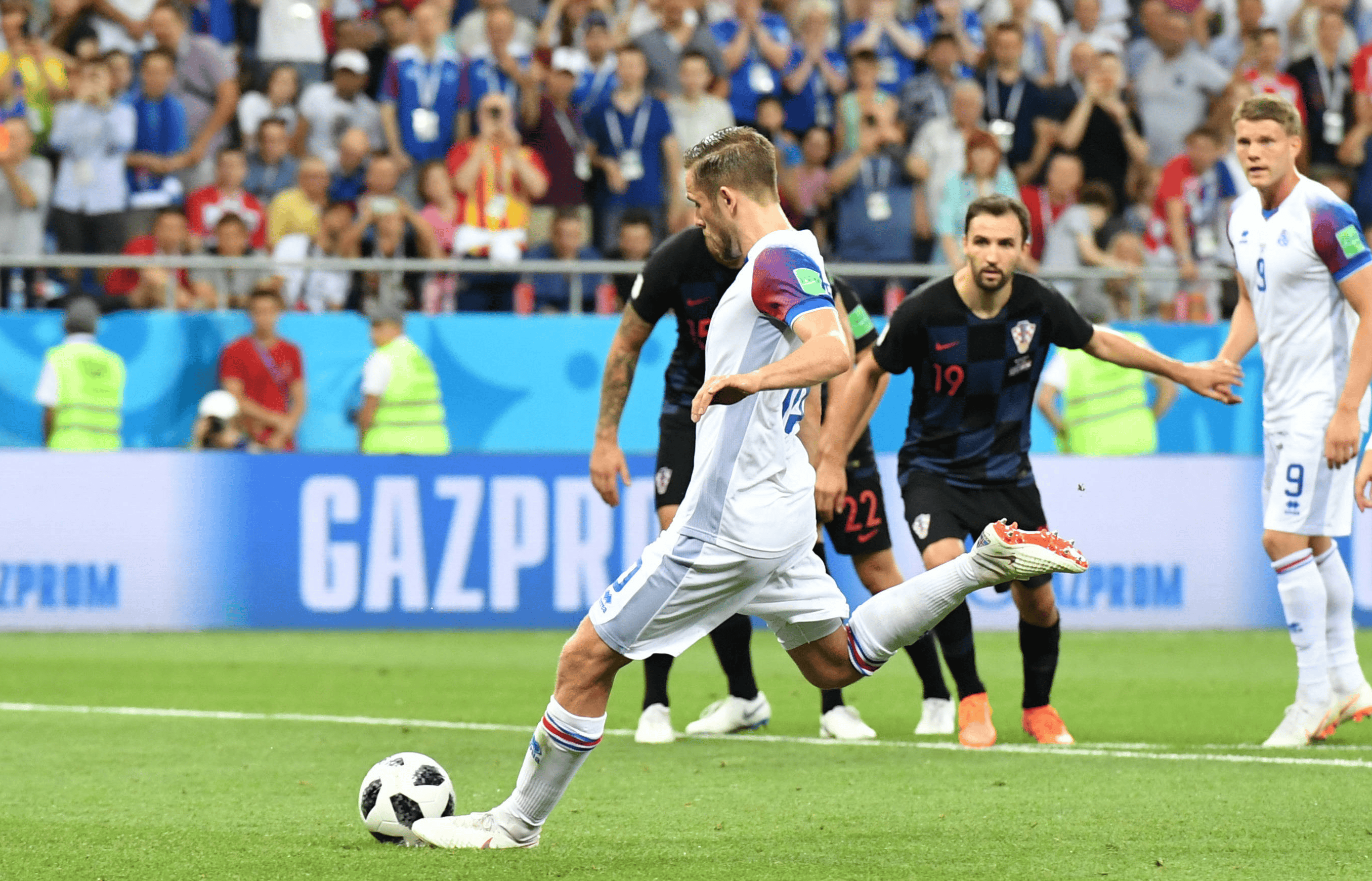 开云APP-阿塞拜疆队备战全面，迎接重要国际比赛的简单介绍