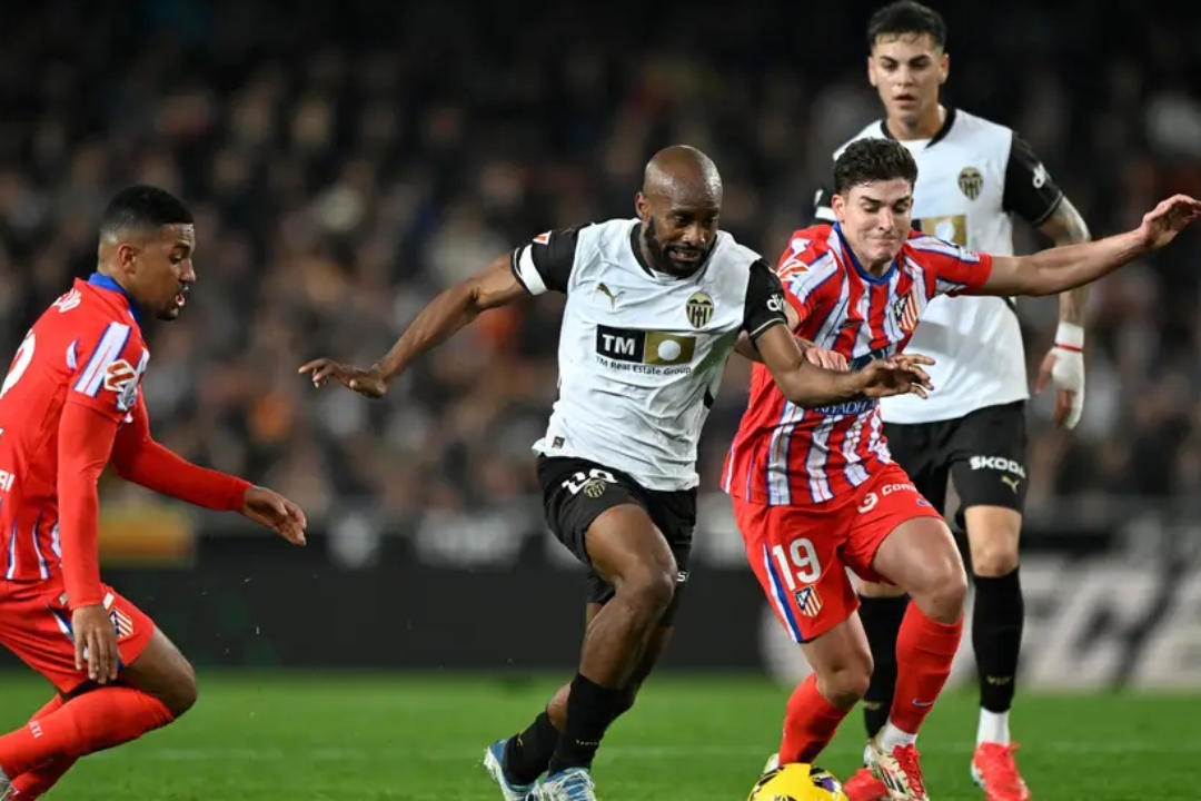 包含葡萄牙翻盘哥伦比亚,奥亚尔萨瓦尔状态火热的词条 包含葡萄牙翻盘哥伦比亚,奥亚尔萨瓦尔状态火热的词条