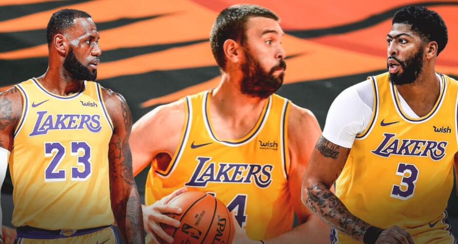 快船碾压湖人,王哲林高光表现 快船碾压湖人,王哲林高光表现