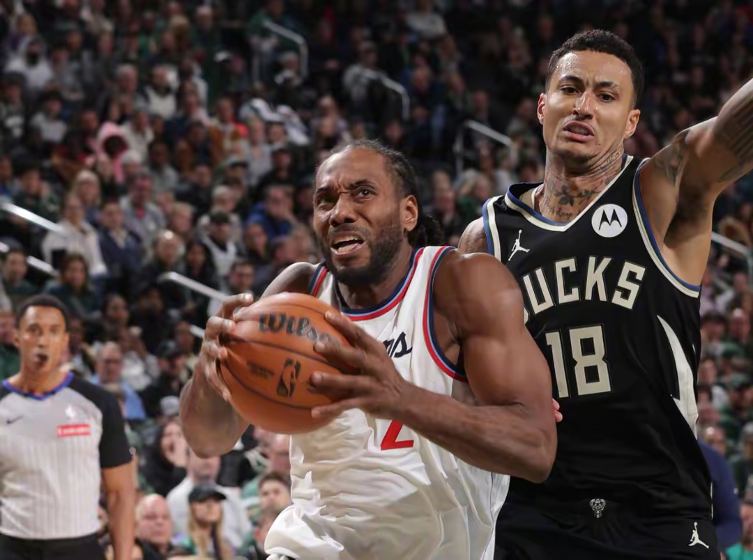 开云体育在线-雄鹿力克骑士，麦科勒姆扛起全队