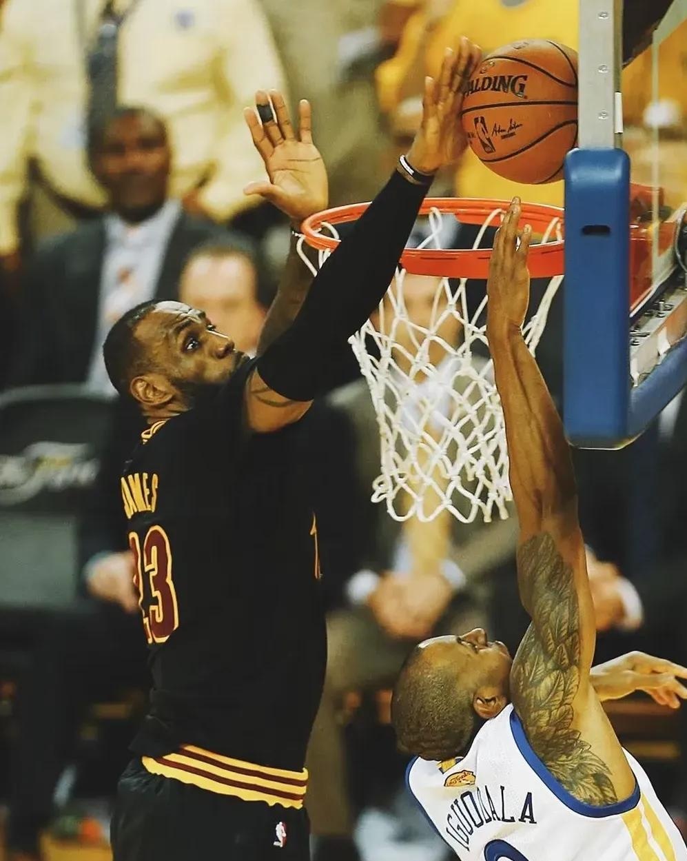 开云足球直播-骑士险胜北京队，詹姆斯点燃赛场