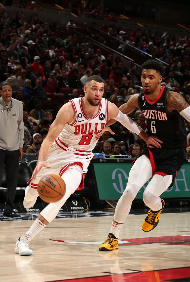 开云官网-广州队碾压火箭，德罗赞扛起全队