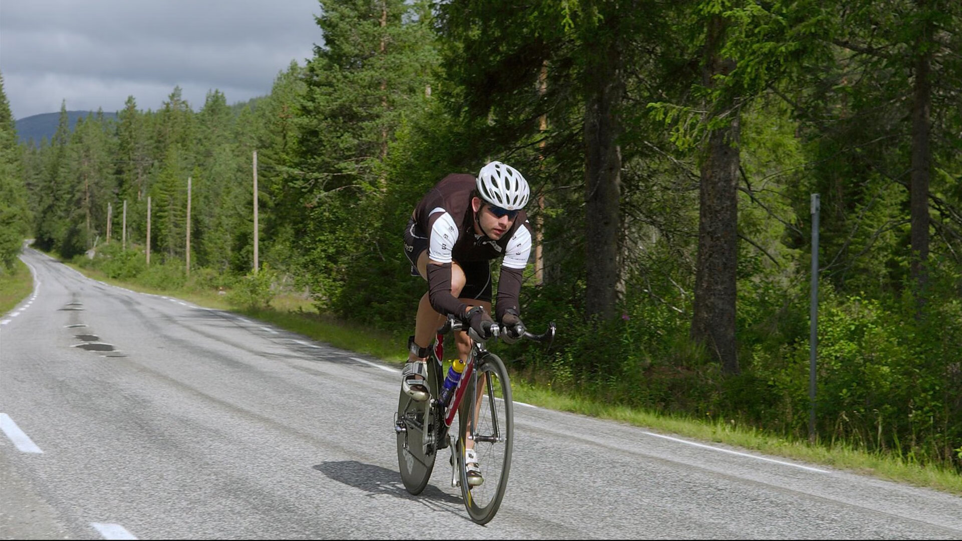 霍勒迪进攻端无人可挡，开拓者稳稳拿下上海队