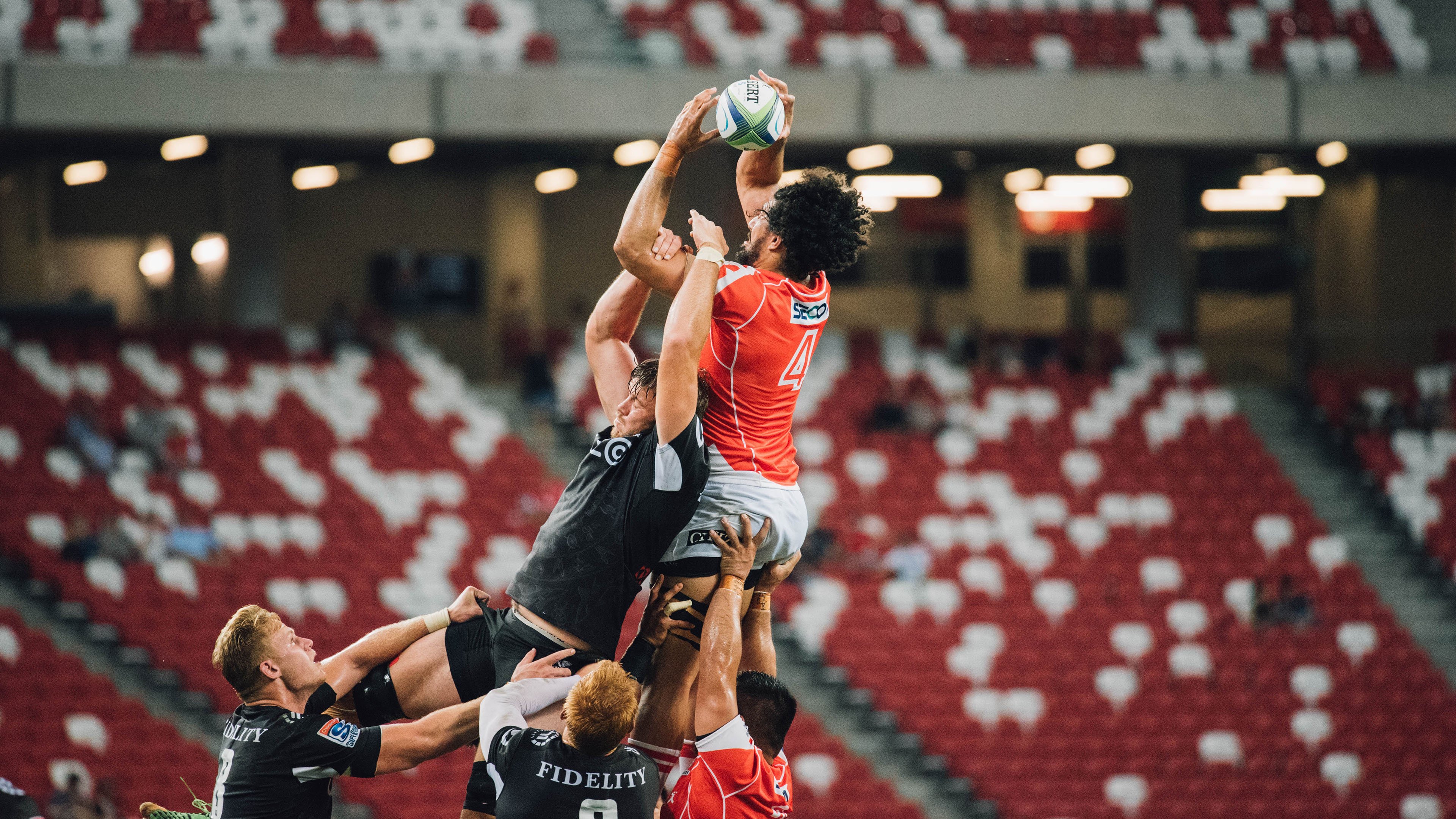 克莱化身关键先生，广东队力克广厦队晋级，诠释季后赛唯一性