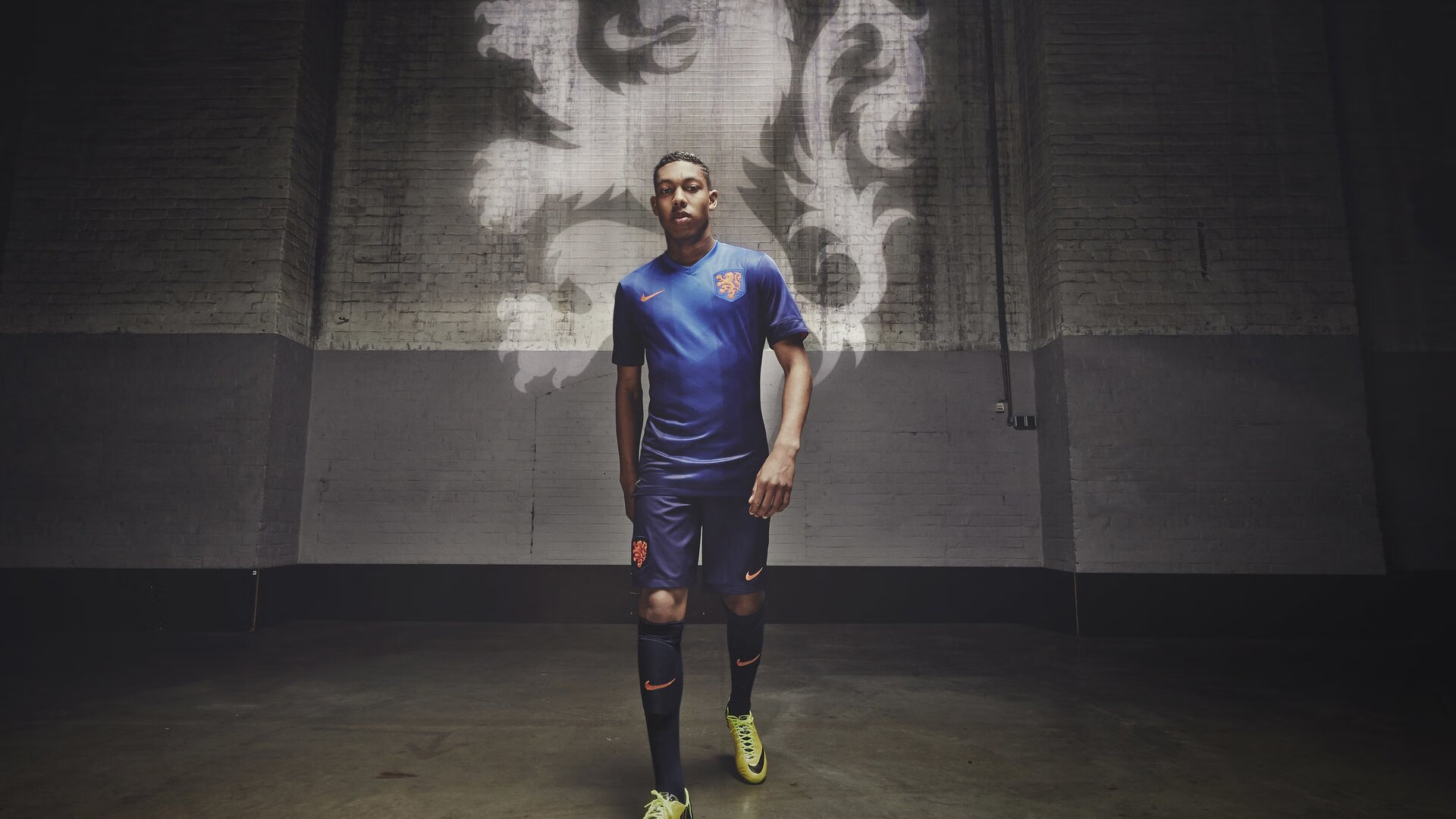 开云体育-温网鏖战ATP总决赛，德约科维奇惊艳四座，一场跨越时空的王者对话